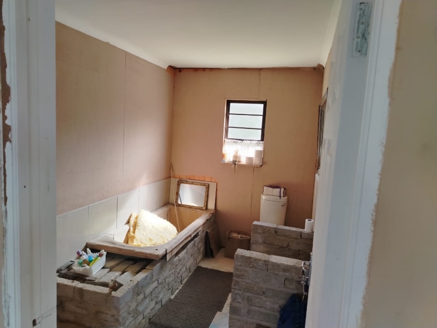 2 Bedroom Property for Sale in Bathurst Eastern Cape
